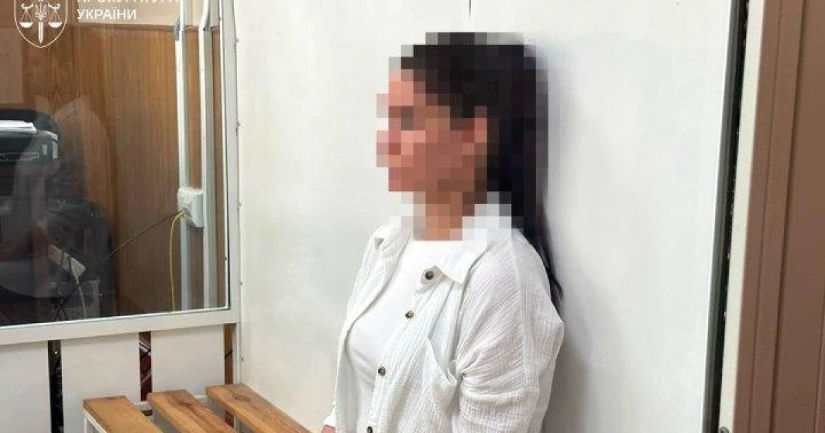 У Прилуках поліцейська на службовому Mitsubishi збила матір із дитиною: суд виніс вирок