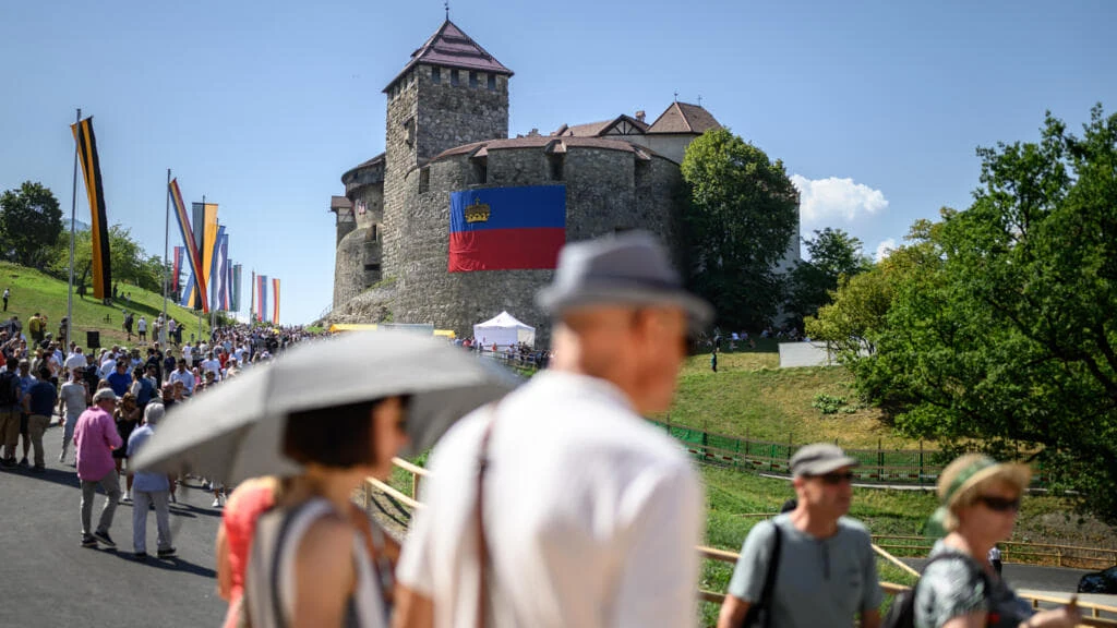Що змінюється з 15 серпня: новий порядок трону в Ліхтенштейні