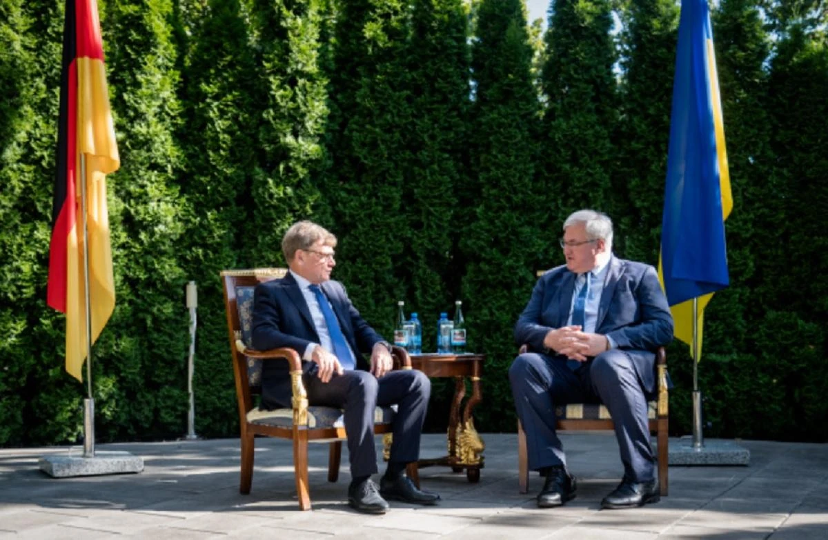 Сибіга заявив, що мирні зусилля щодо України перебувають на паузі