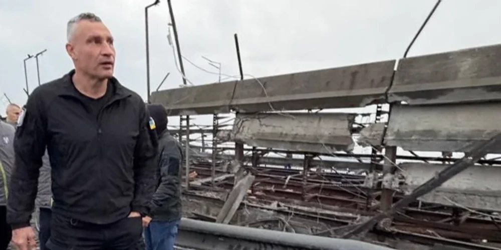 27 жовтня в Києві закрили Південний міст і призупинили рух метро