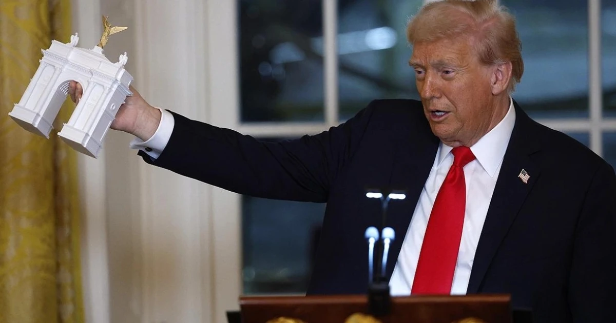 Трамп кілька місяців пропонував звільнити прес-залу Білого дому для басейну
